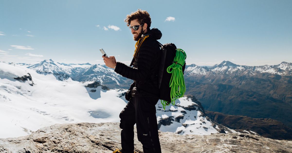 Starlink Launches Nationwide Satellite Texting Service in New Zealand